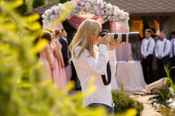 15 Wedding Photographer Packages: Choose The Best Package Now